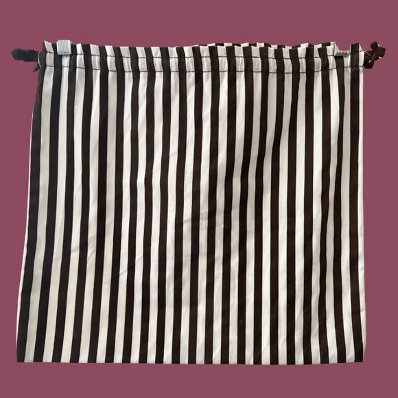 Henri Bendel Set of 2 Dust Bags Small & Medium - Like New - Picture 4 of 8